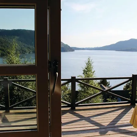 Three-bedroom Holiday In Masfjordnes * Masfjorden